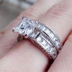 Neue Stil Charm Paar Ringe für Sie und Ihn Silber Farbe Princess Cut CZ Jahrestag Versprechen Hochzeit Verlobungsring Sets