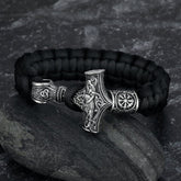 Pulsera Mjolnir de paracord elaborada por Asgard