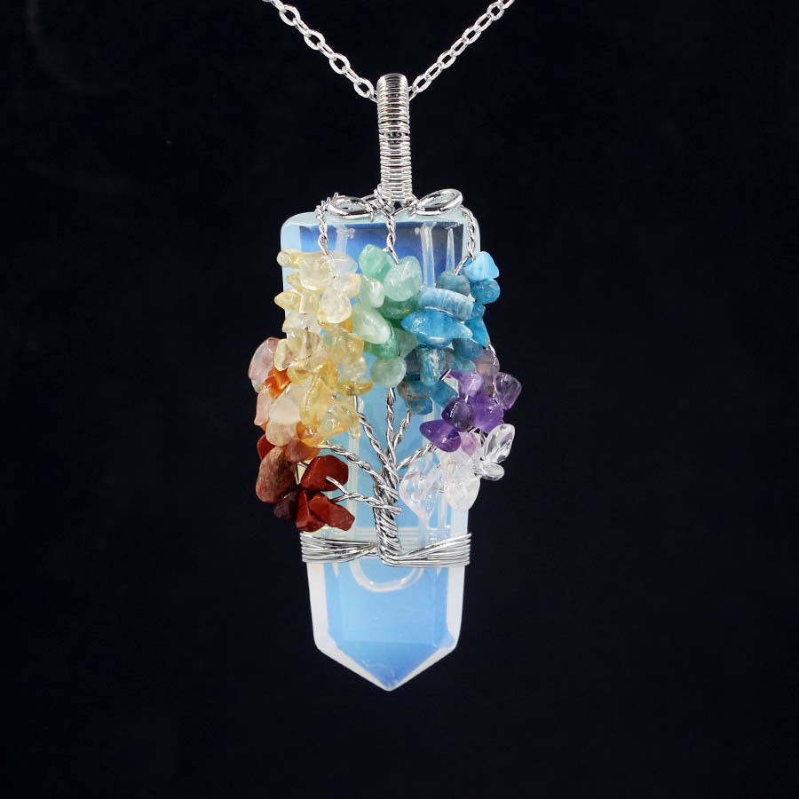 Collar con colgante de árbol de la vida con forma de columna de cristal