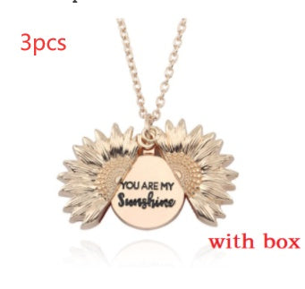 Collar con letras dobles de girasol