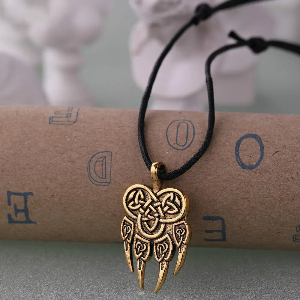 Skyrim Bear Paw Pendant Necklace Slavic God Symbol Talisman Amulet Lucky Celtics Knot Rope Necklace Jewelry for Man Woman