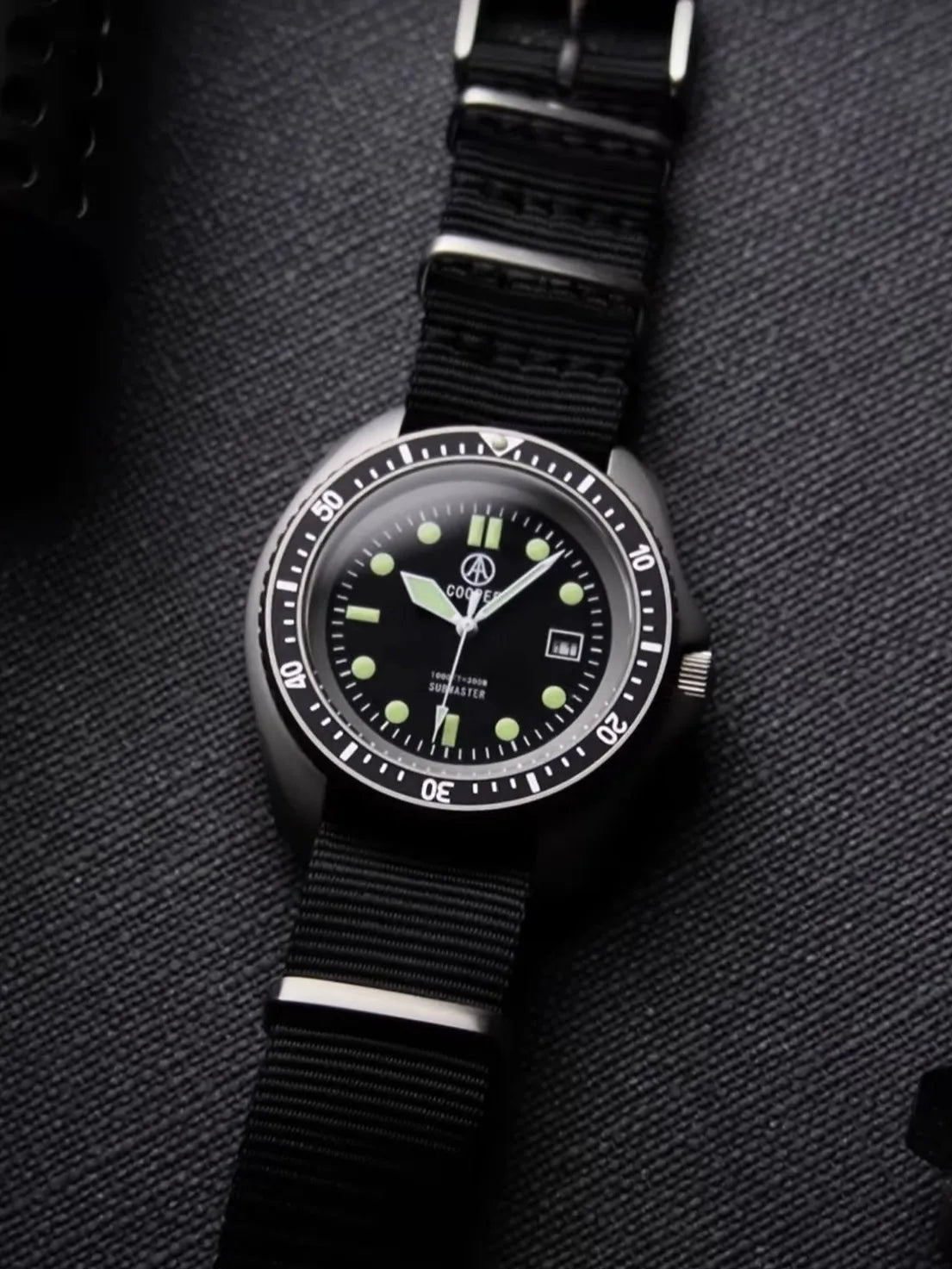 Factory Original 42mm Cooper Submaster SAS SBS Military 300M Diver Men's Classical Watch Super Luminous Nylon Strap SM8016