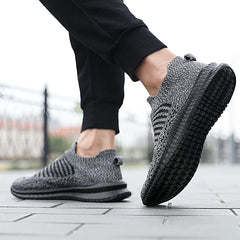 Men Shoes Breathable Men's Sneakers Comfortable Tenis Outdoor Slip On Walking Sneakers Sock Jogging Shoes