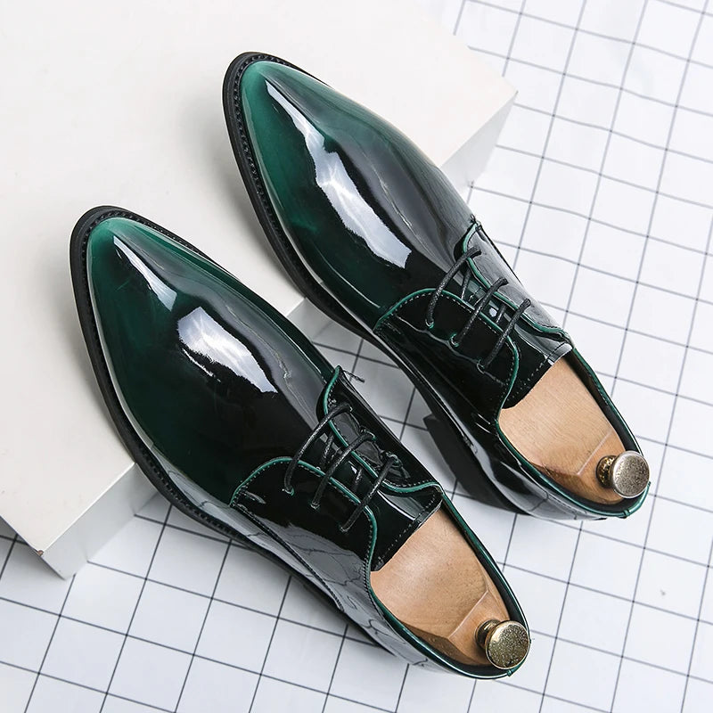 Men Mirror Face Oxfords Shoes Luxury Designer Formal Shoes Patent leather Pointed Shoes Lace-Up Business Dress Green Mocasines