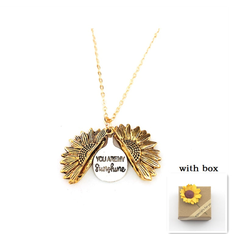 Collar con letras dobles de girasol